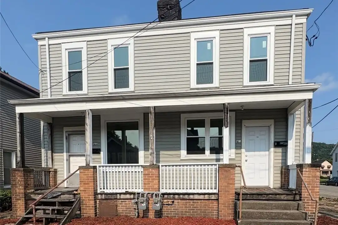 1700 5th Ave – photo 1 of 13