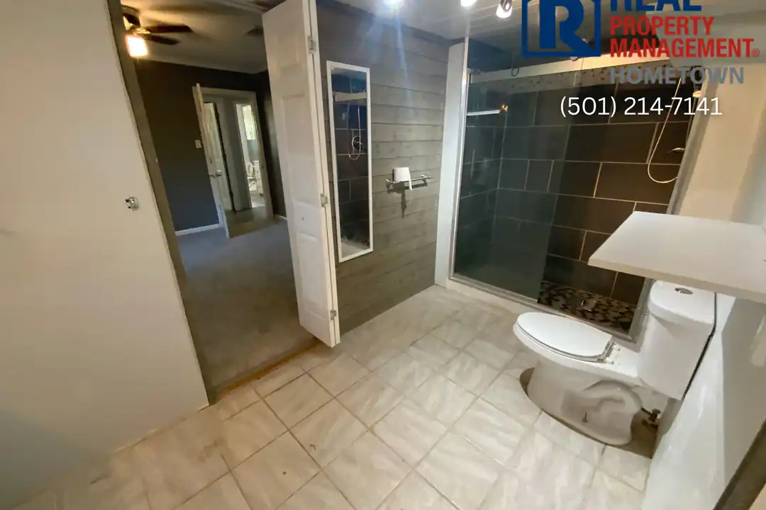 4100 Driskill Dr - View 3