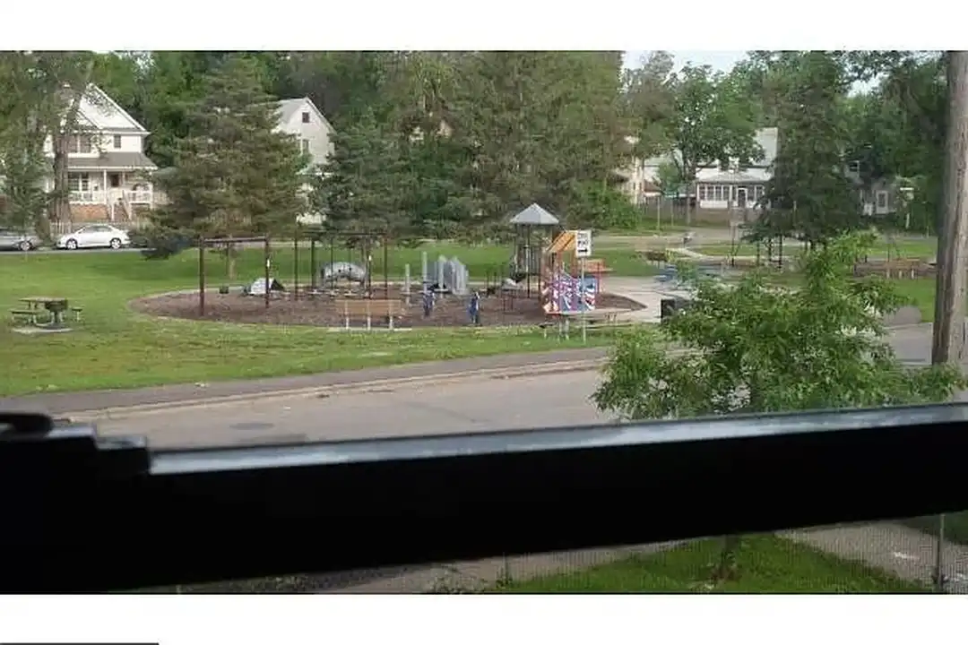 Apartment in Minneapolis - View 3