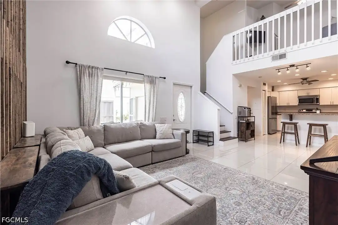 Apartment in Fort Myers - More