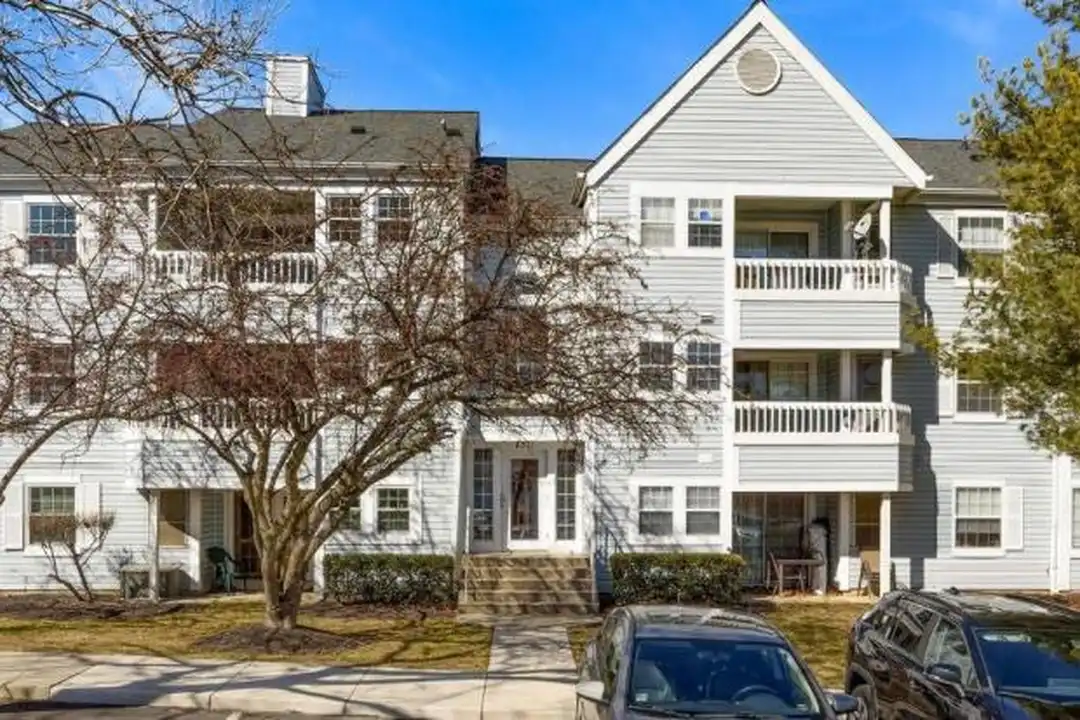 8371 Montgomery Run Rd unit J – photo 1 of 34
