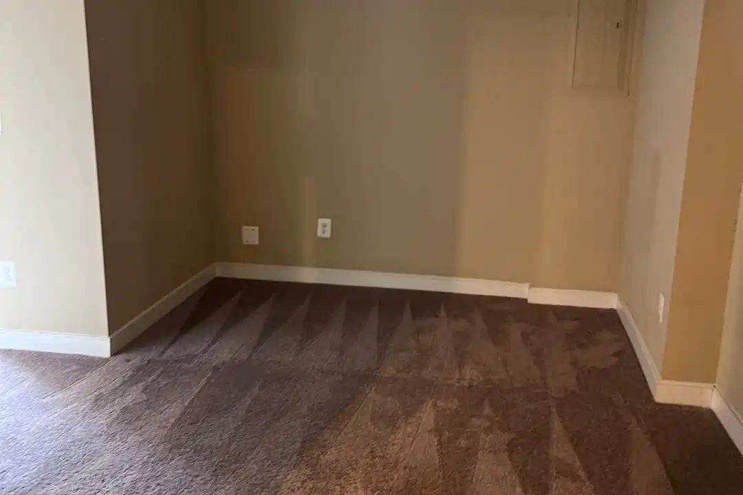 109 Saginaw Dr unit 109 - View 4