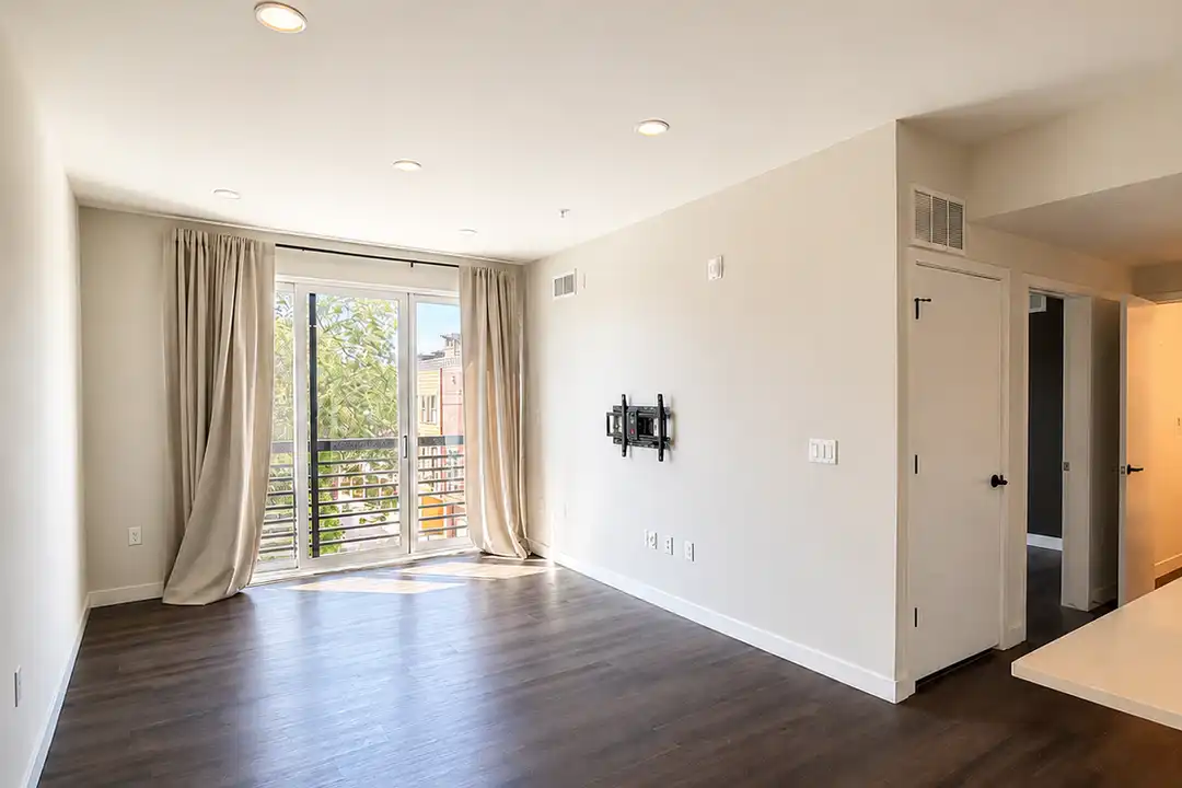 2120 N Downing St unit 304 - More