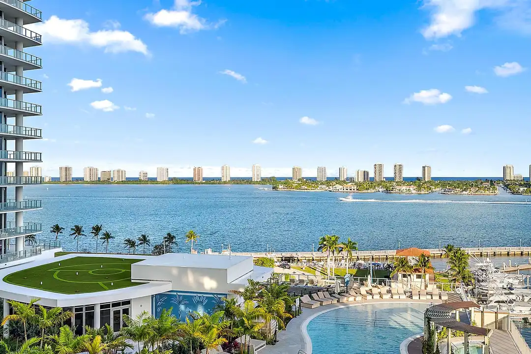 220 Lake Shore Dr unit 1008 – photo 1