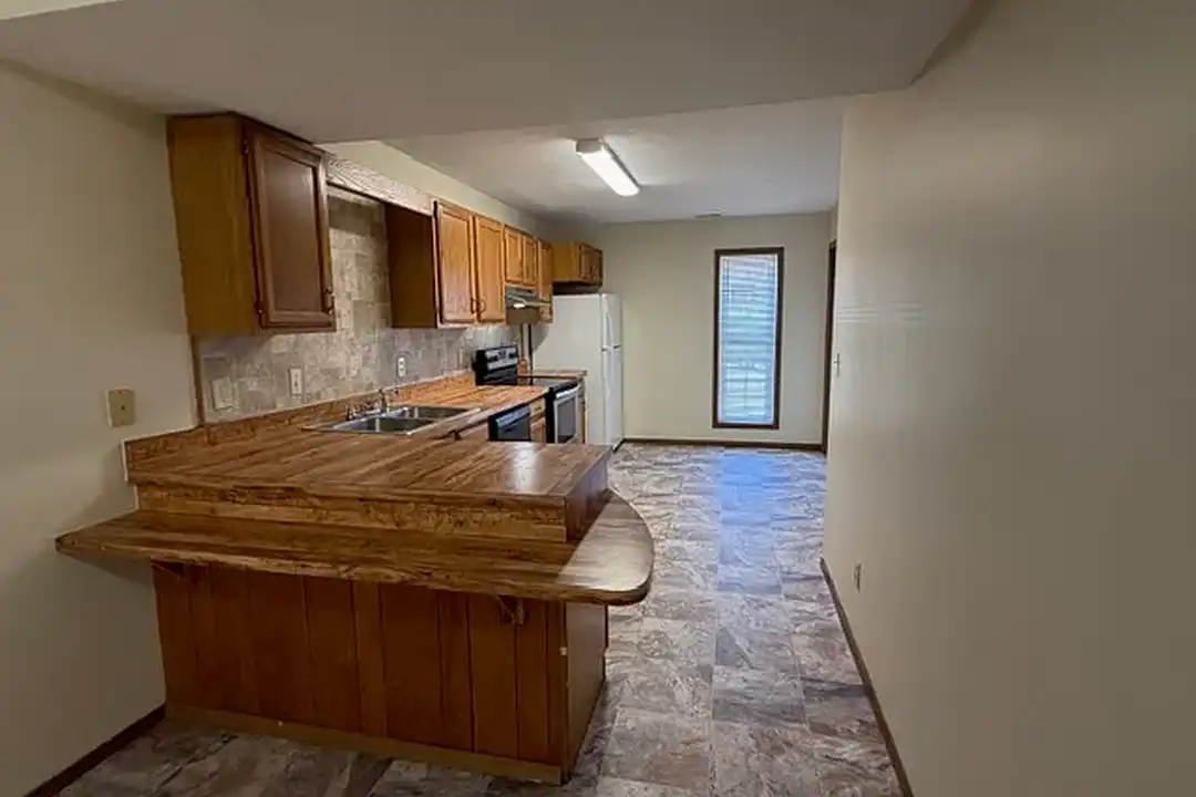 Teays Valley Townhomes – photo 1 of 18