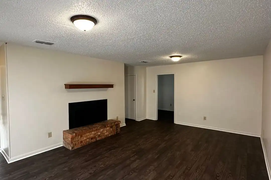 1719-1721 Loring Ln unit 1719 - View 5