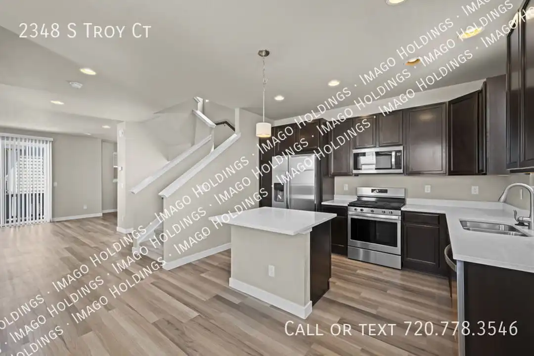2348 S Troy Ct - More