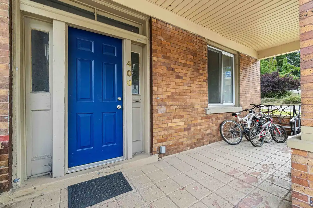 400 W Prospect Ave - View 6