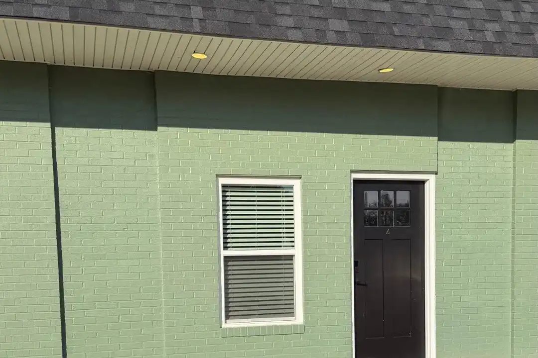 17476 Piney Point Rd #4 – photo 1 of 12