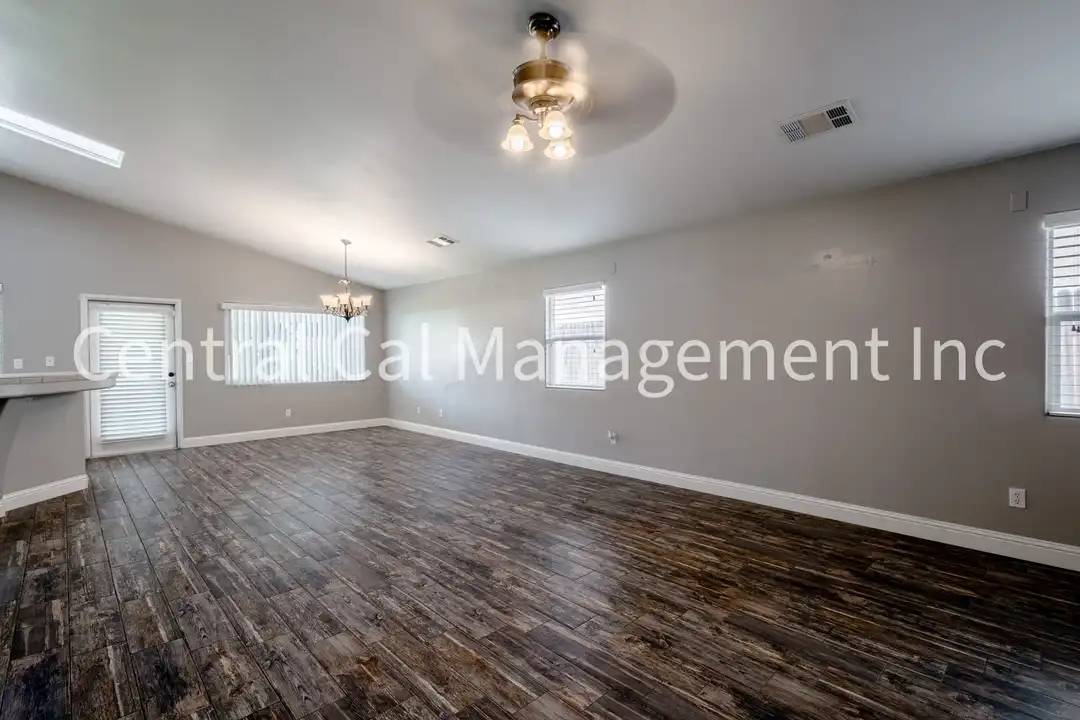9912 Grand View Summit Dr - View 5