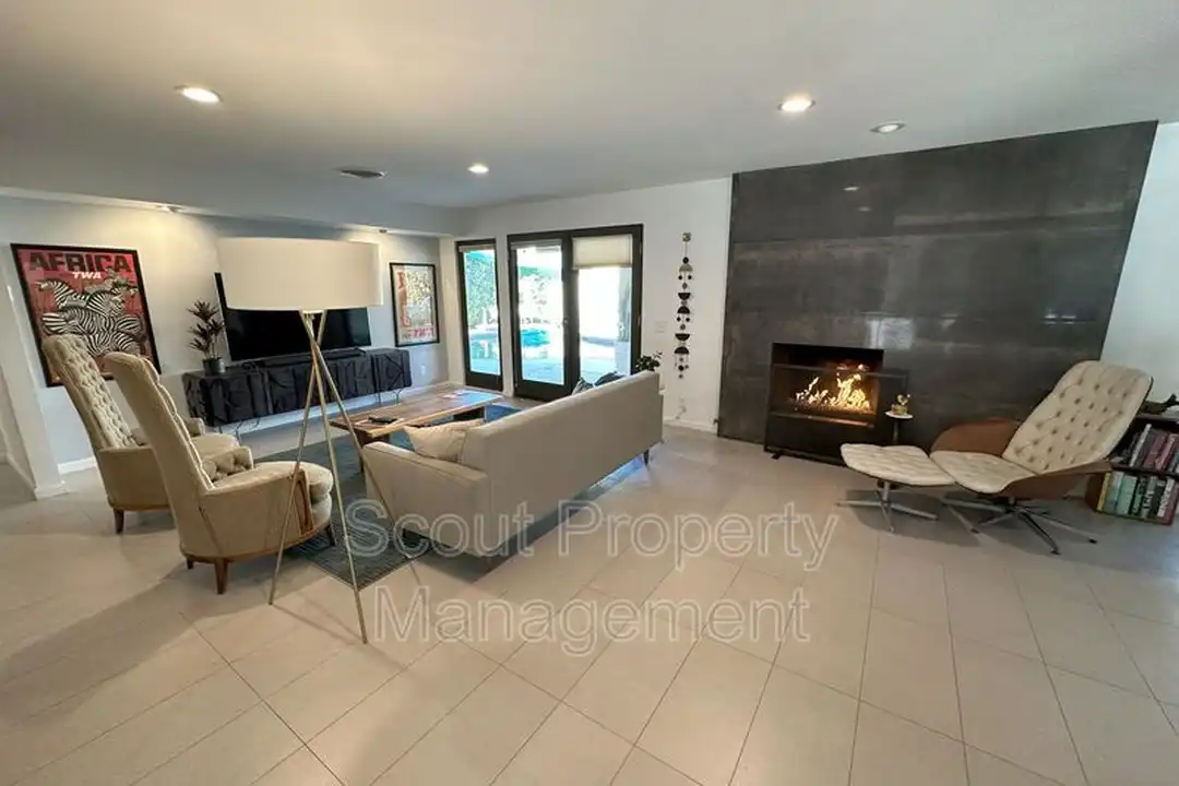 46560 Cameo Palm Dr - More