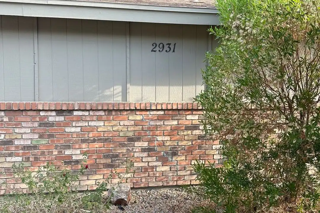 2931 E Beck Ln unit Unit 1 - View 2