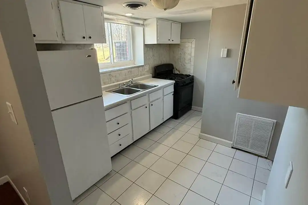 901 Market St unit 9 – photo 1 of 6