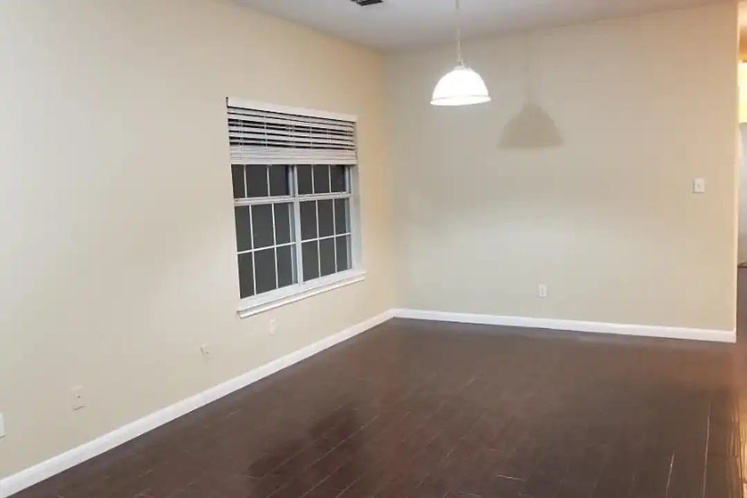 2801 Southampton Way - View 2