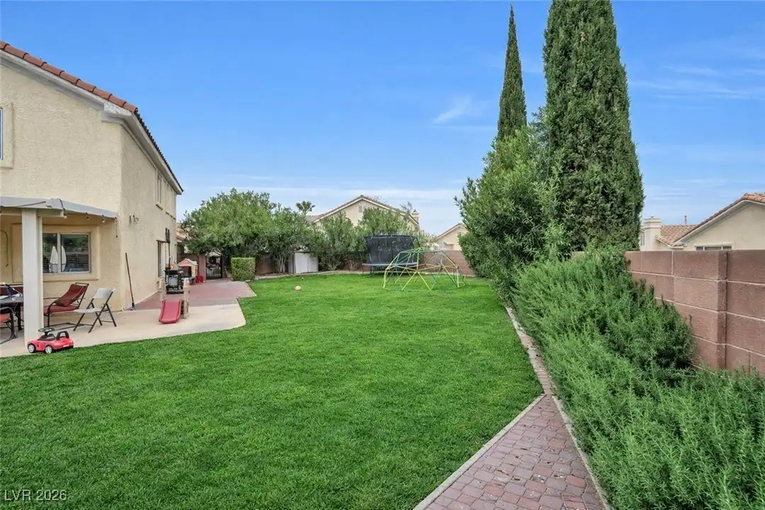 1932 Empoli Ct - More
