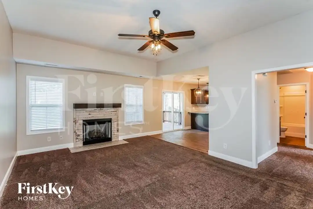 1883 Red Fox Trail - View 3