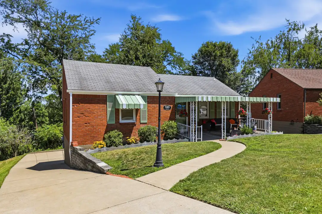 5183 Fieldcrest Dr – photo 1