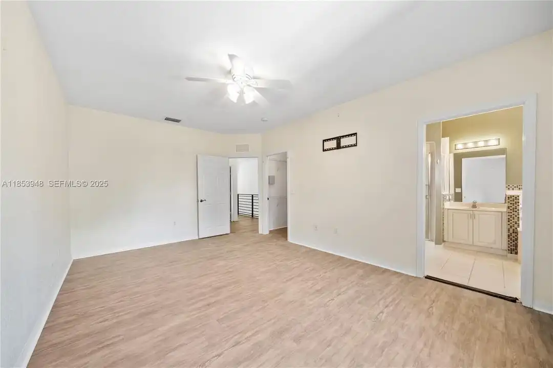 2414 SE 21st St unit #0 - View 5