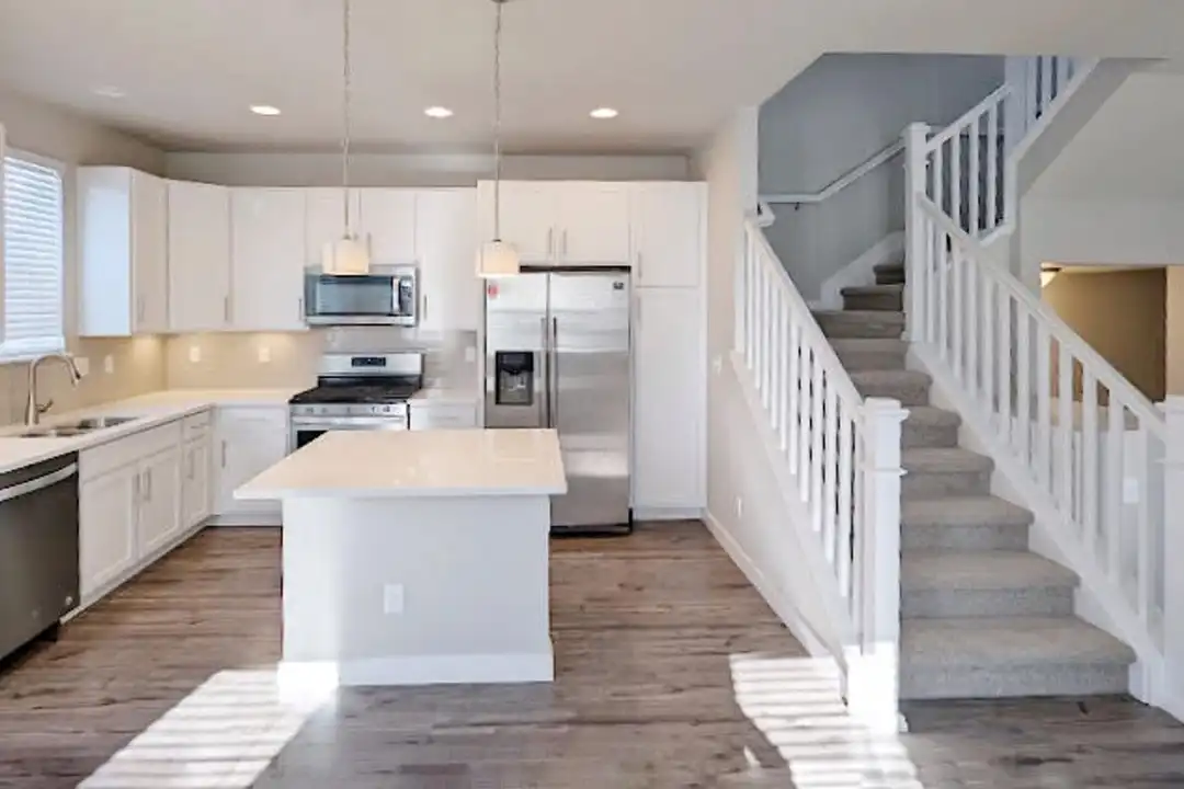 2368 S Troy Ct - View 3