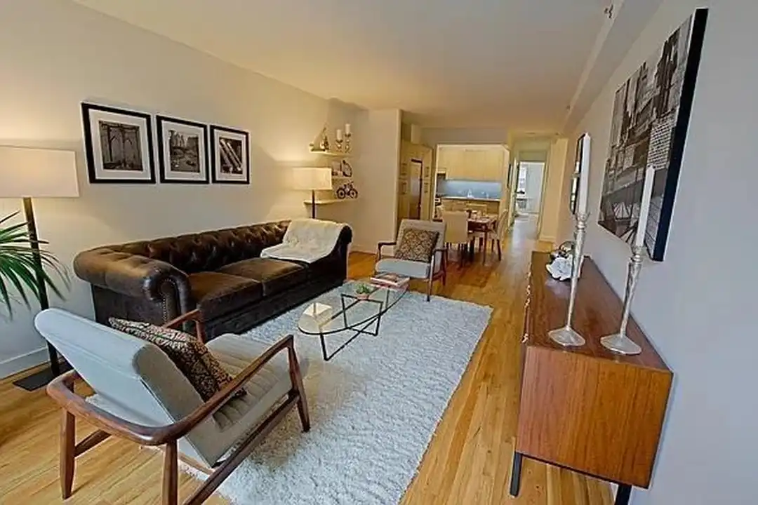 101 W 15th St unit 328 – další