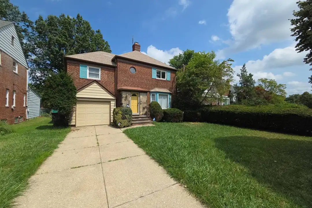 4075 Ellison Rd – photo 1