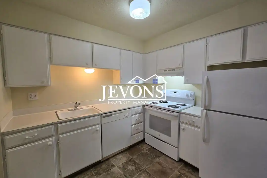 Apartment in Yakima - View 5