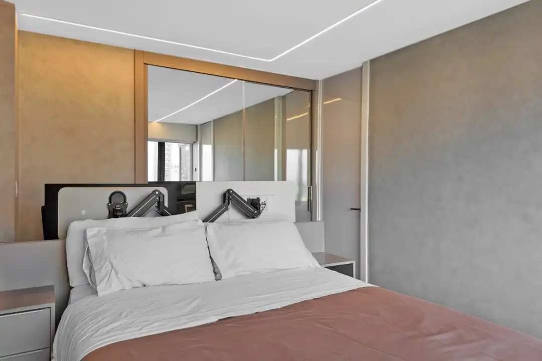200 E 61st St unit 35E – další