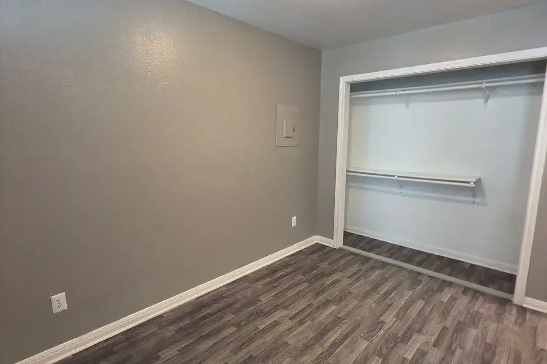 Lacy Loft – photo 1