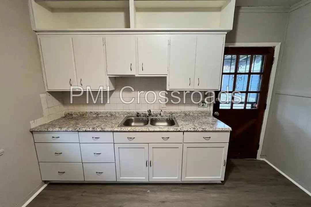 11109 Dove Ave – photo 1