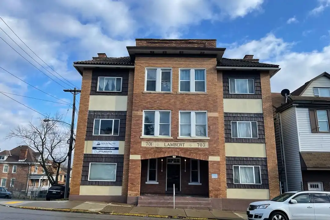 701 Brownsville Rd unit 3 – photo 1 of 22