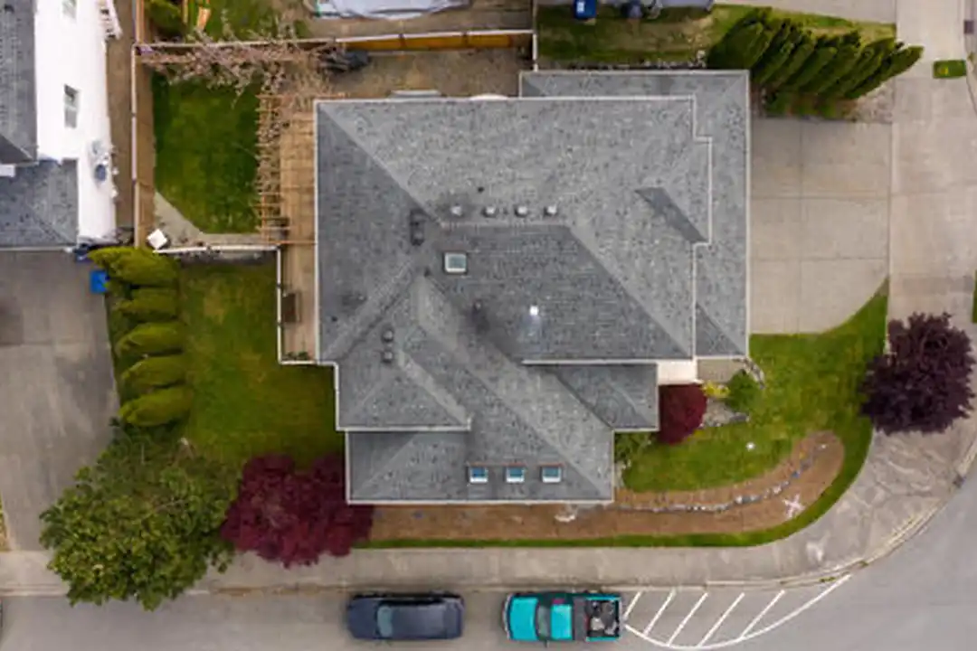 House in Marysville - More