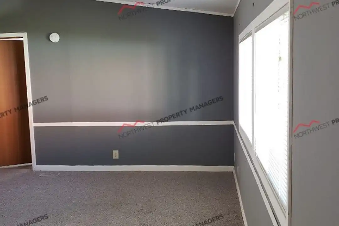 2495 NE Kresky Ave unit #165 - View 3