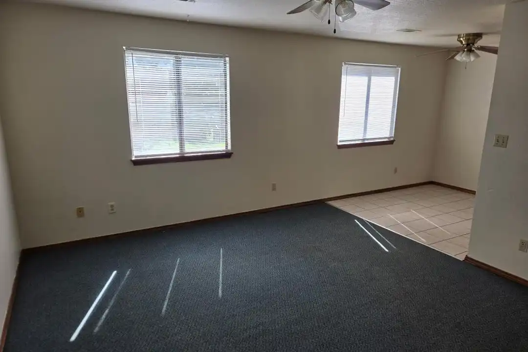 1937 Delwin St unit 3 – photo 1 of 8