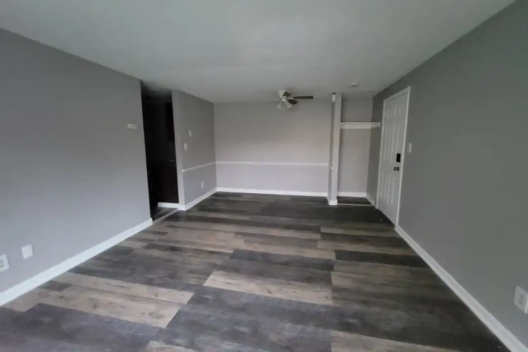 13444 Euclid Ave unit 1817-307 – photo 1