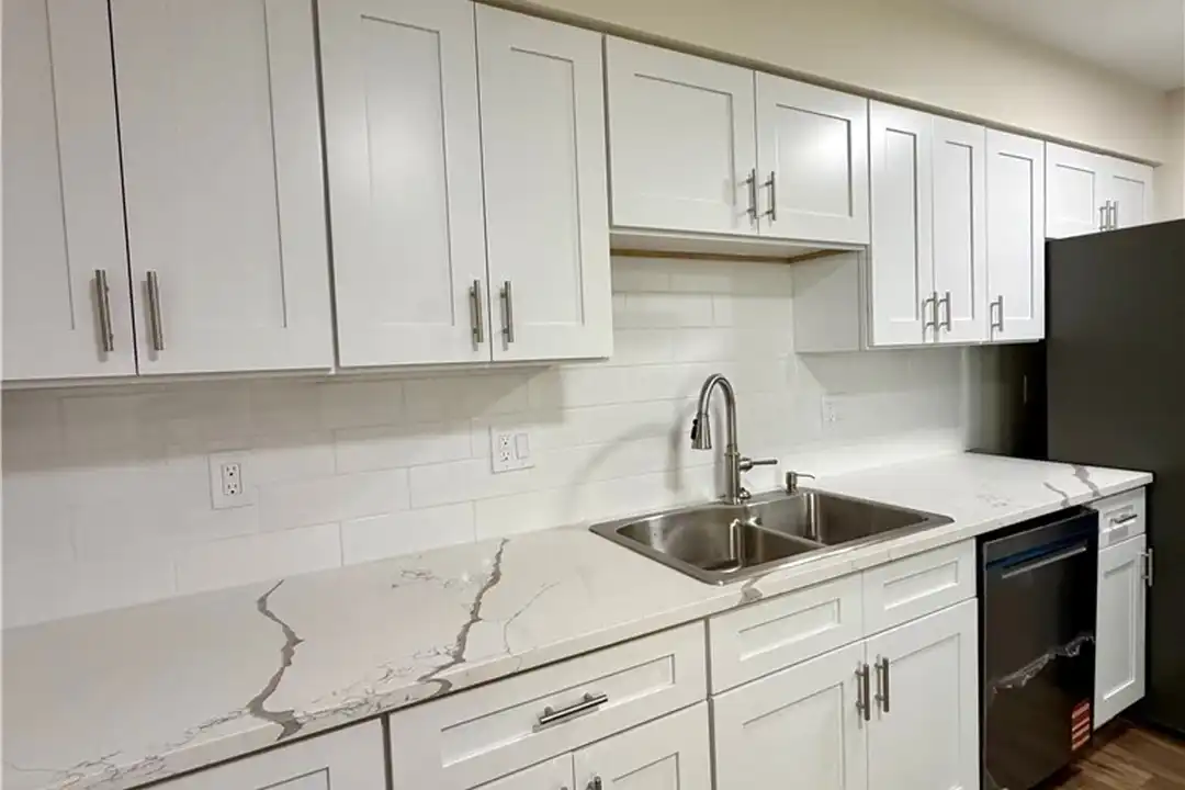 4471 Habersham Ln S unit 186 – photo 1 of 9