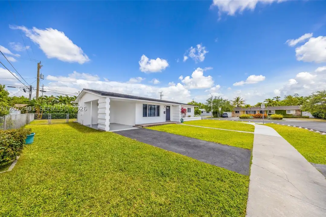 House in Miami - View 4