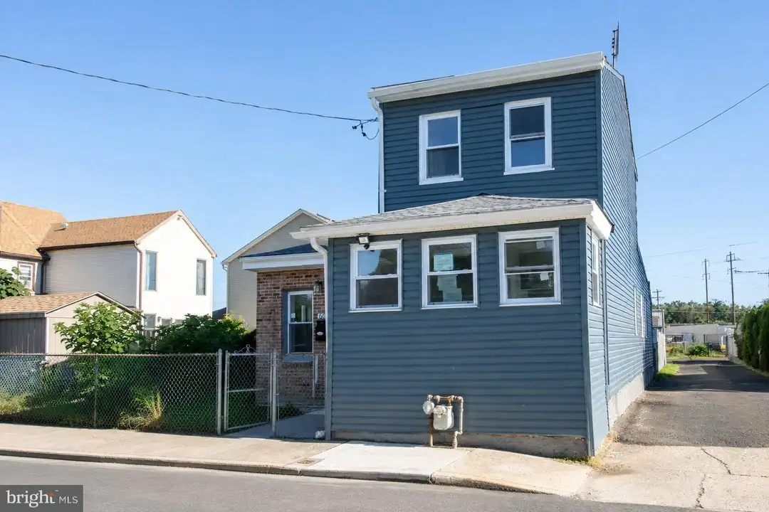 606 Green St – photo 1 of 30