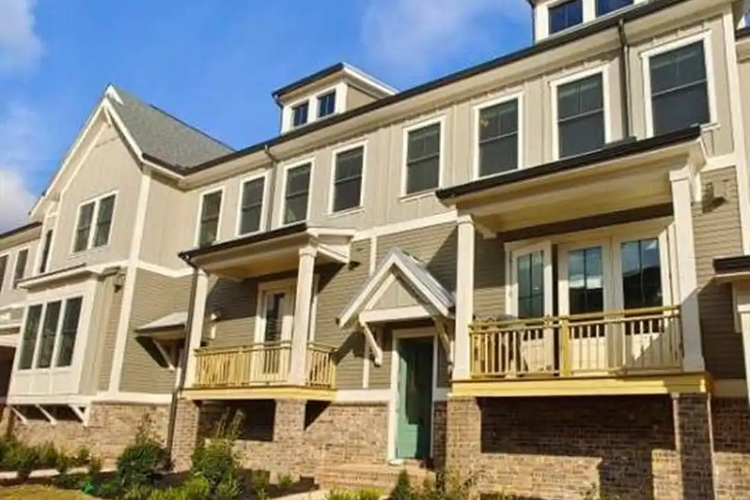 2012 Cortland Rd - View 2