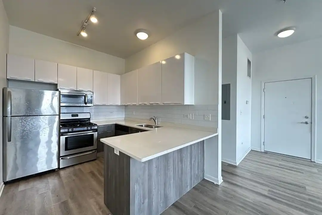 2700 W North Ave unit 207 - Vue 3