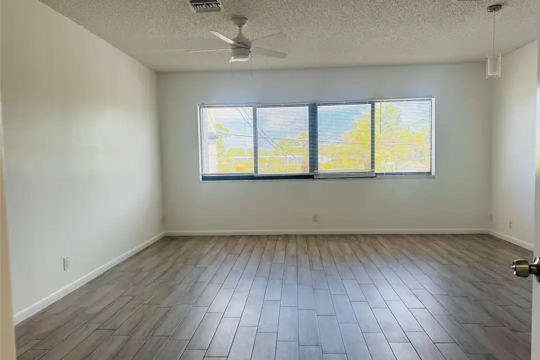 229 Commercial Blvd #2 - View 4