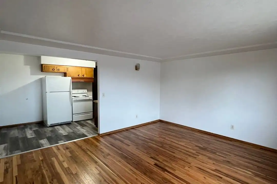 311 E Fairview Ave unit 315 – photo 1