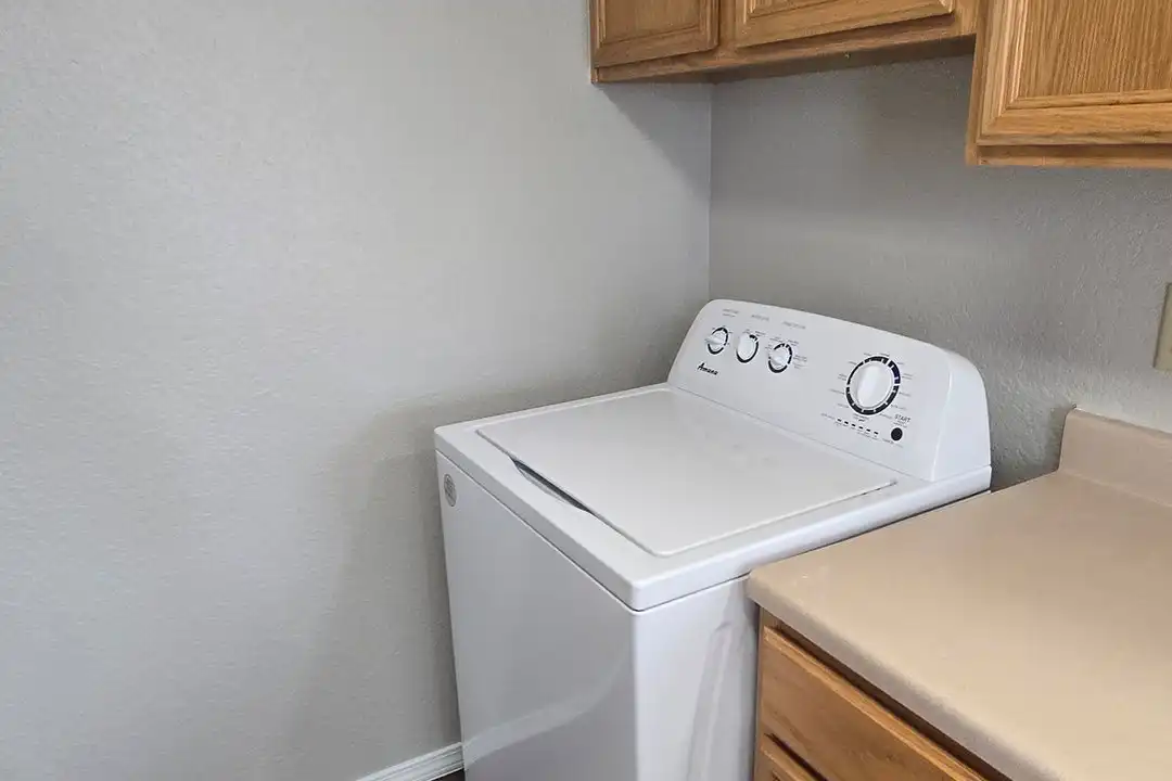 1715 N Main St unit 8-0824 - View 4