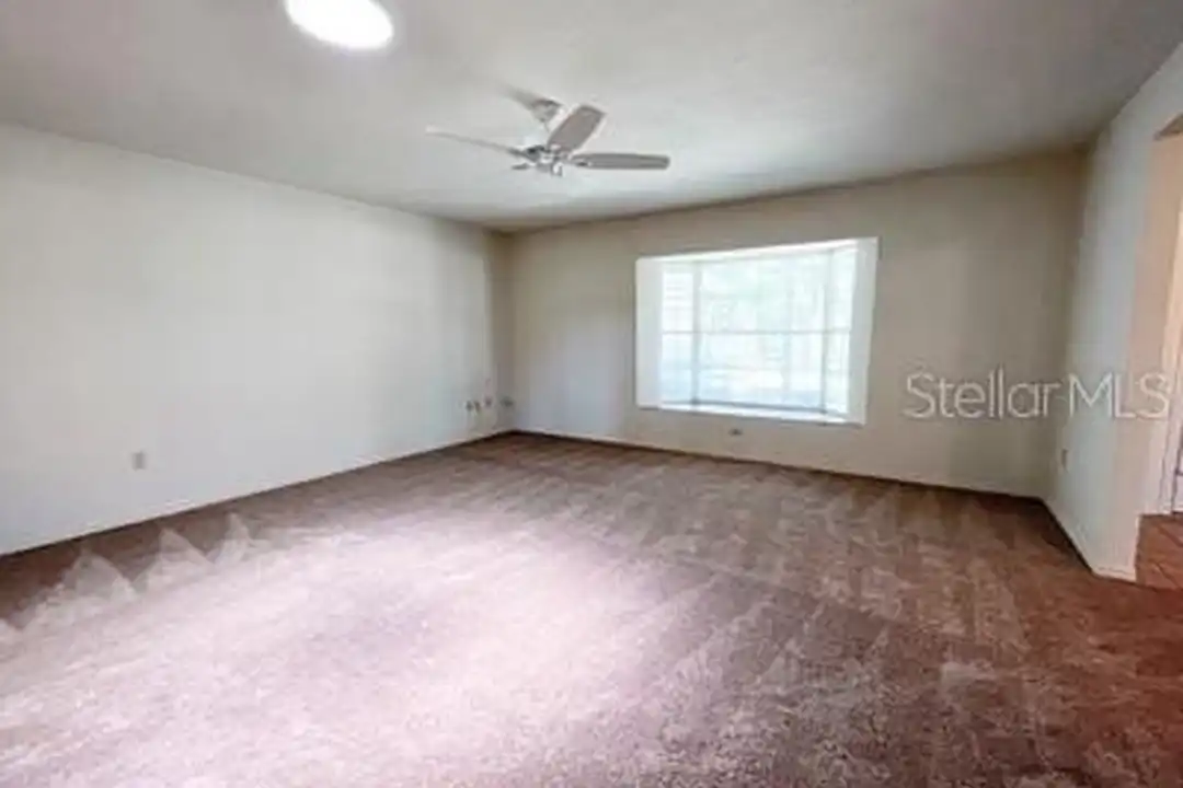 7103 NW 21st St - View 5