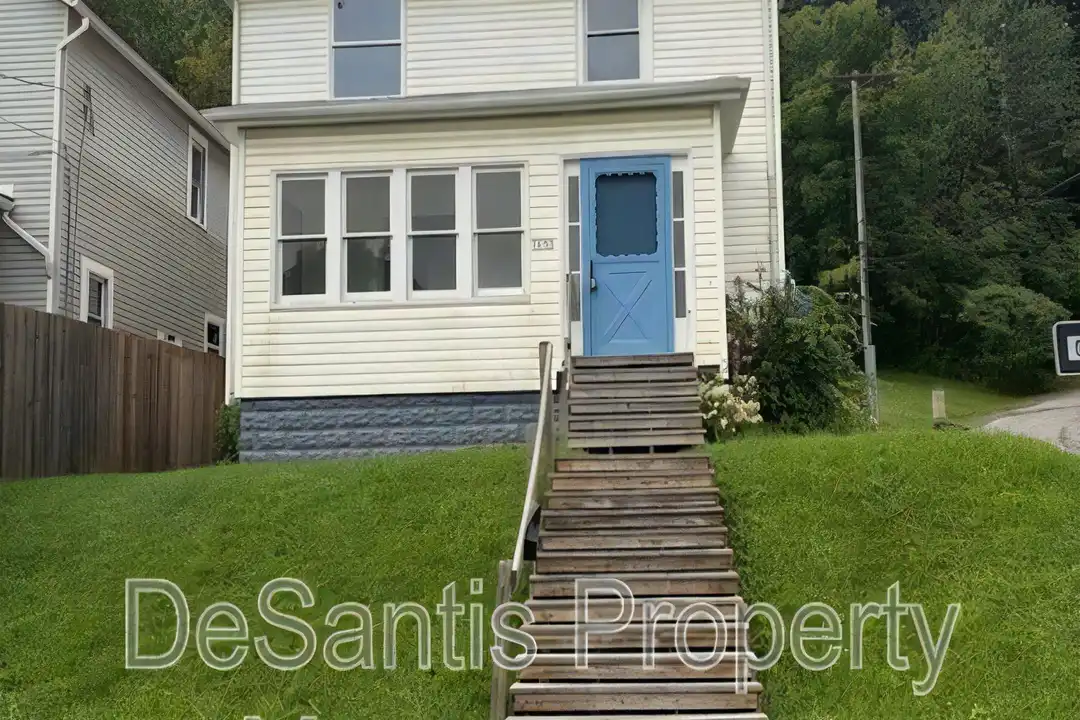 1133 Wade St – photo 1 of 19