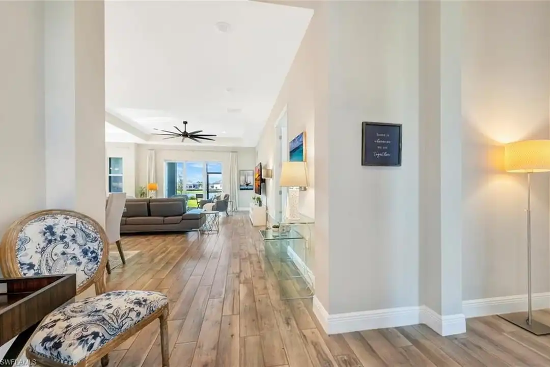 4003 Pegasus Wy - View 2