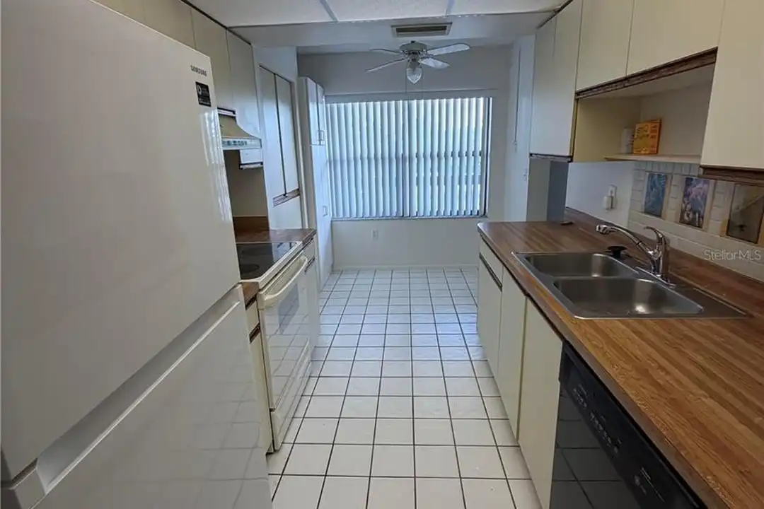 515 30th Ave W #405-H - View 4