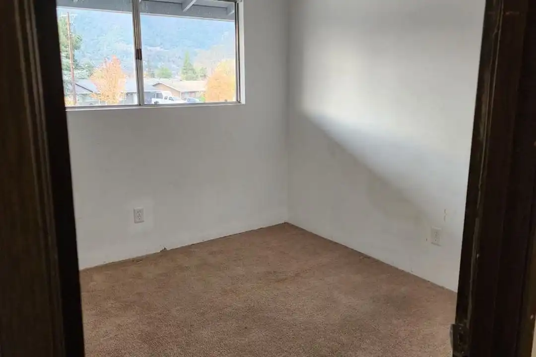 226 Mountain View Ave unit EG-0006 ! 226 Mountain View Ave #6 - View 6