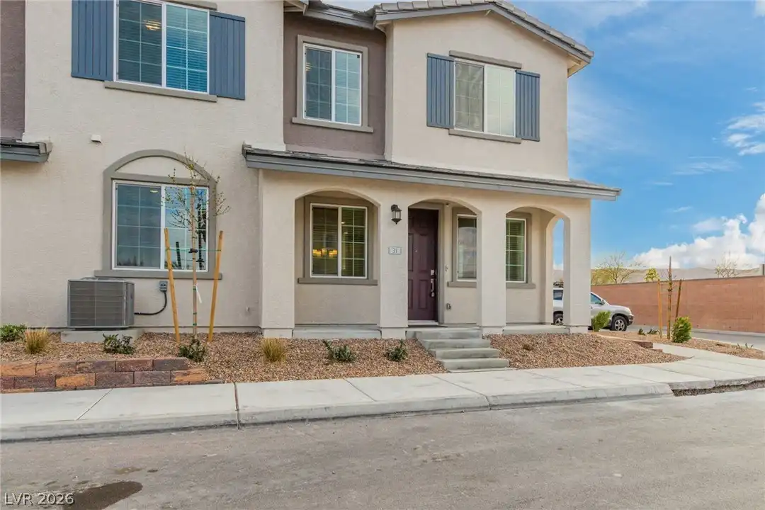25 Barbara Ln #31 - View 5