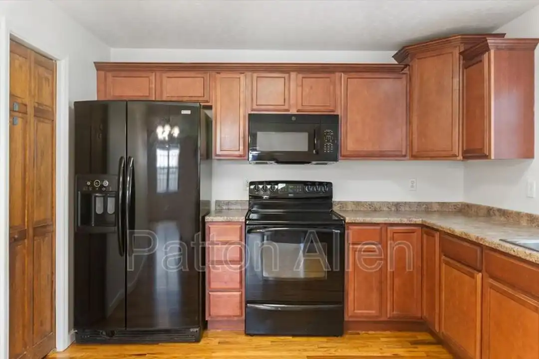 65 New Jersey Ave - More