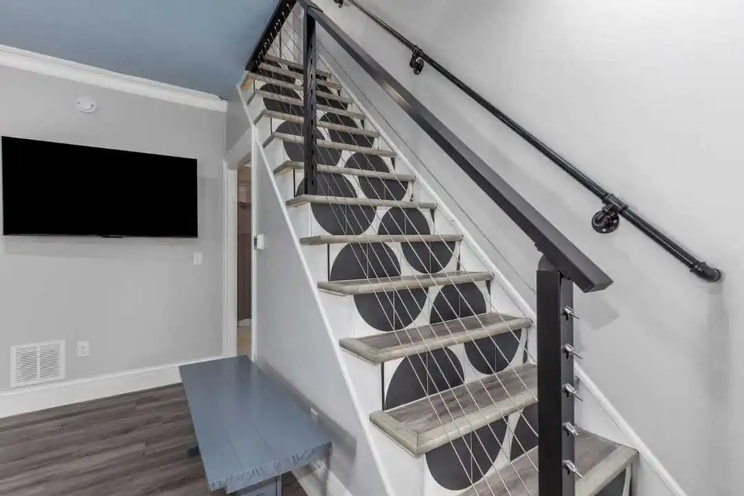 21 Coldbrook St NE unit 1364139P - View 4